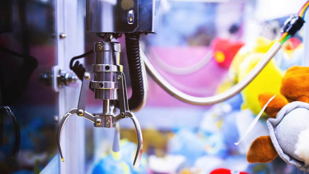Claw machine