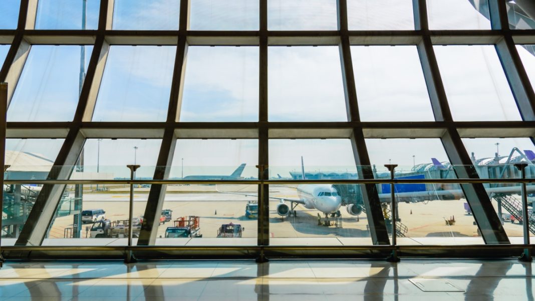 Departure hall