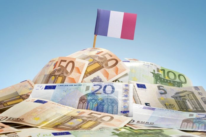 ANJ_-French-operators-need-to-refine-AML_CFT-alert-systems French flag on euros currency