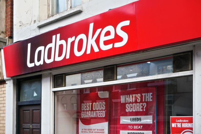 Ladbrokes logo