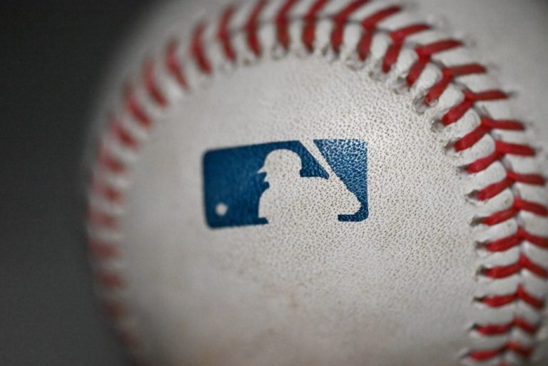 MLB