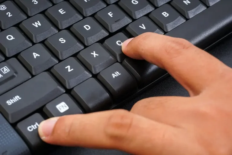 Person pressing ctrl c